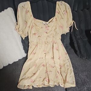 Nwt Lush Floral Yellow Dress Size S